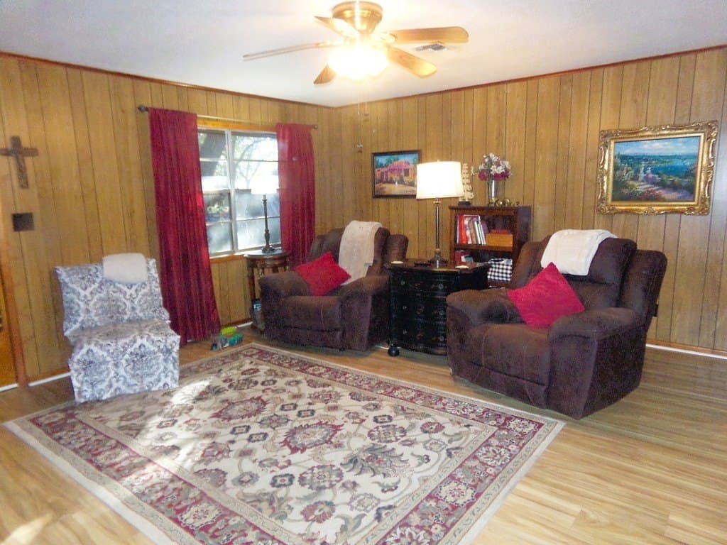 2 acres in Colorado County - photo 2