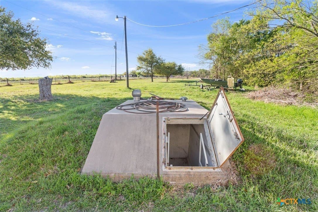 11.87 acres in Milam County - photo 20