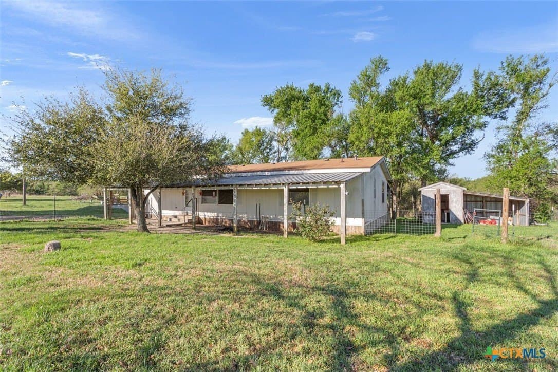 11.87 acres in Milam County - photo 2