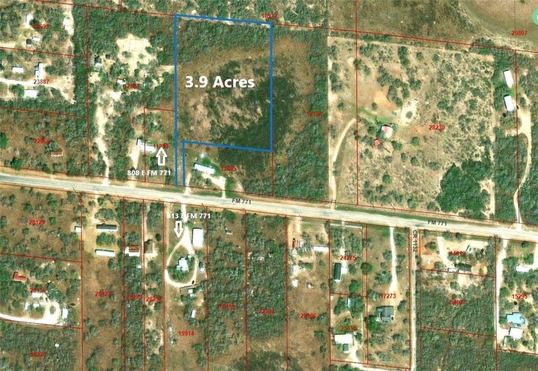 3.92 acres in Kleberg County - photo 3