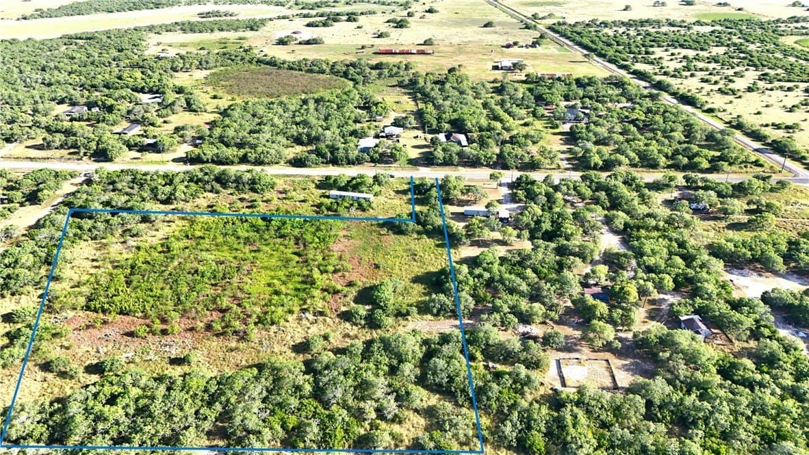 3.92 acres in Kleberg County - photo 6