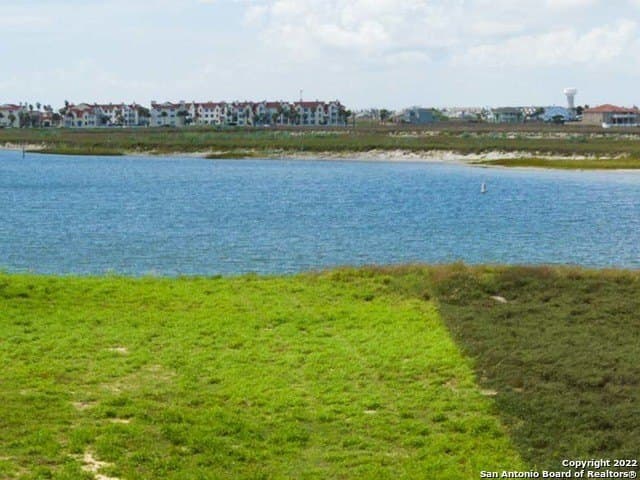 0.3 acres in Nueces County - photo 2