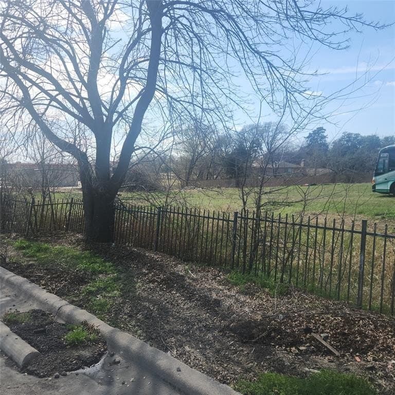 1.7 acres in Dallas County - photo 7