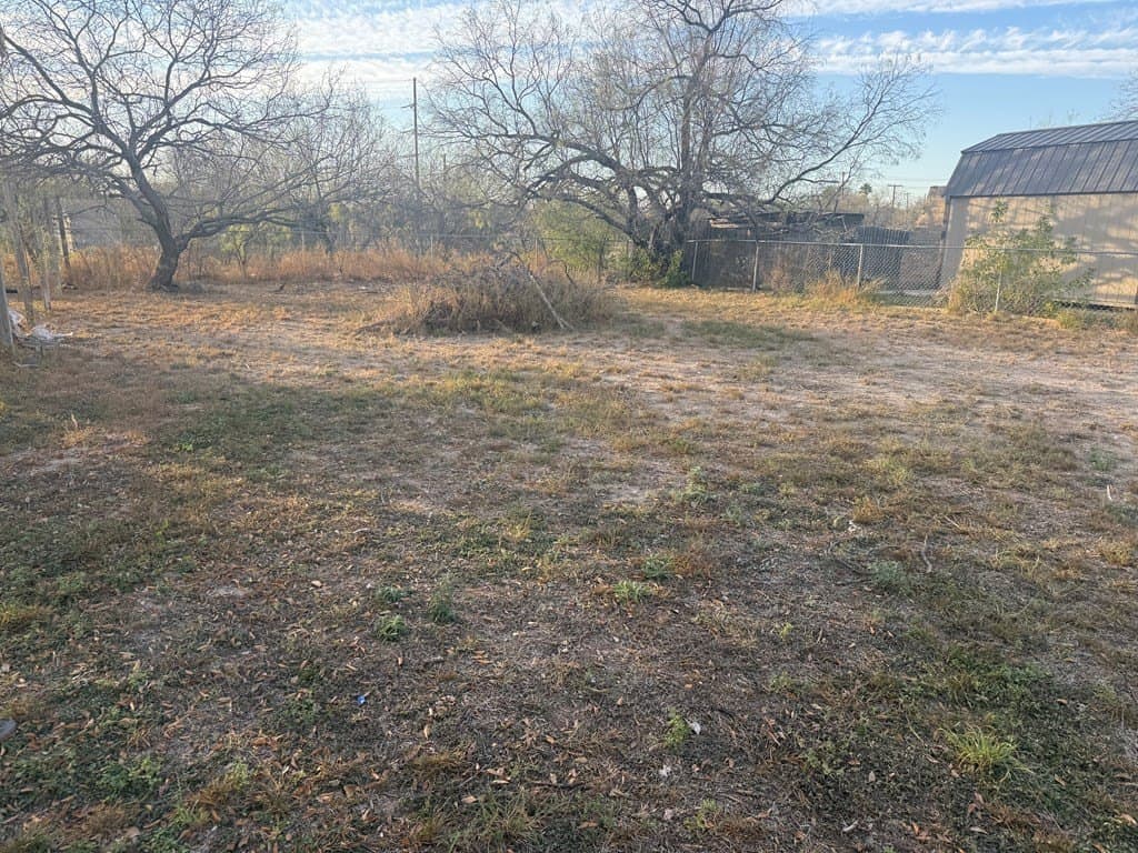7,250 acres in Maverick County - photo 11