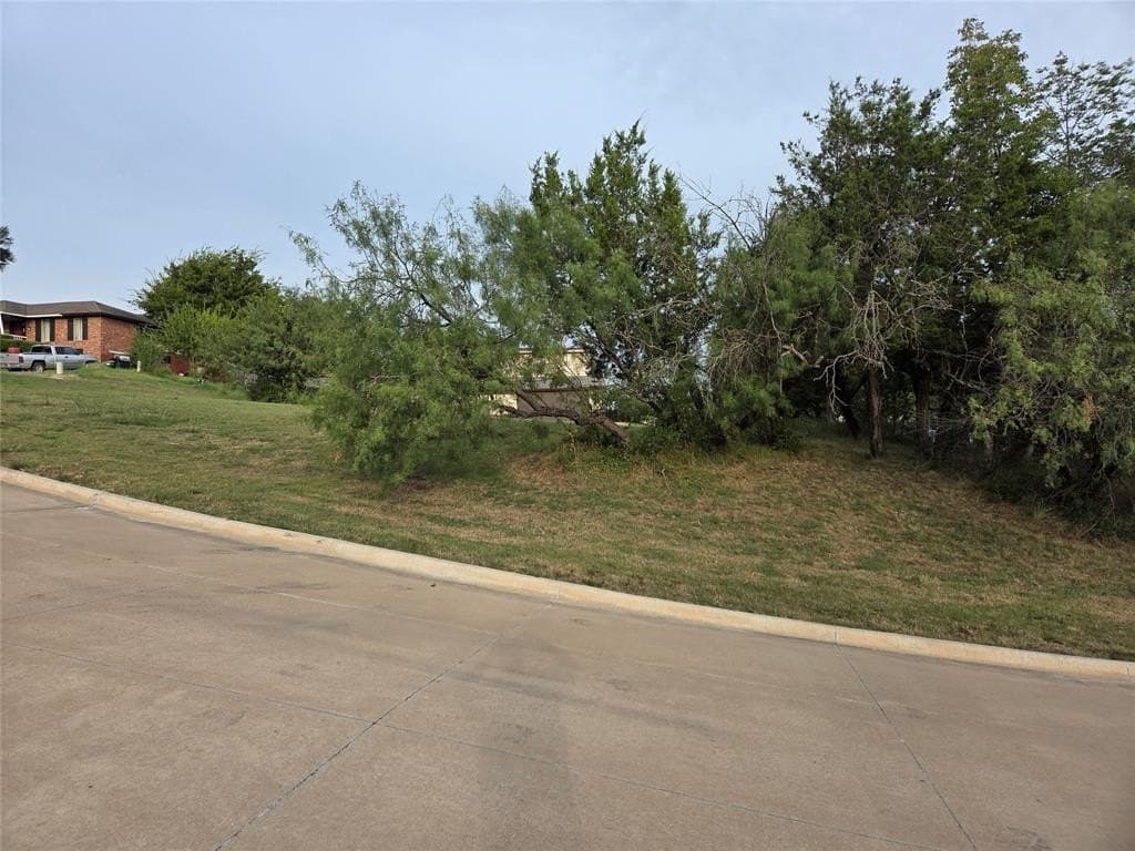 0.32 acres in McLennan County - photo 4