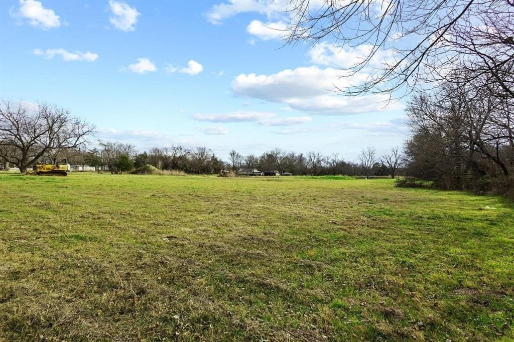 4.38 acres in Grayson County - photo 4