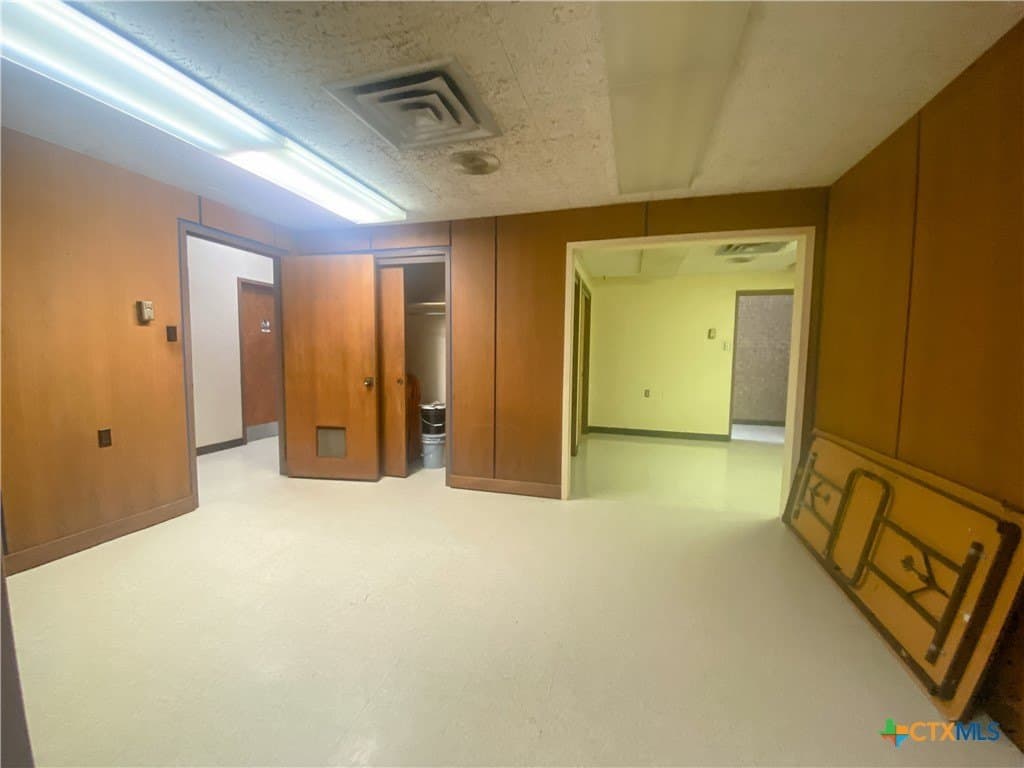 13.7 acres in Victoria County - photo 12