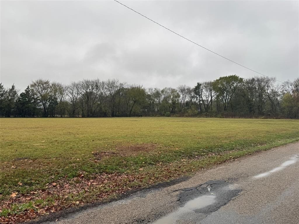 3.2 acres in Lamar County - photo 3