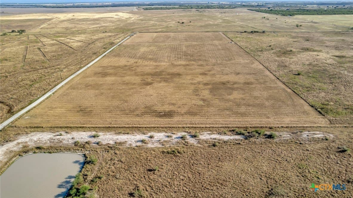 10.32 acres in Victoria County - photo 3