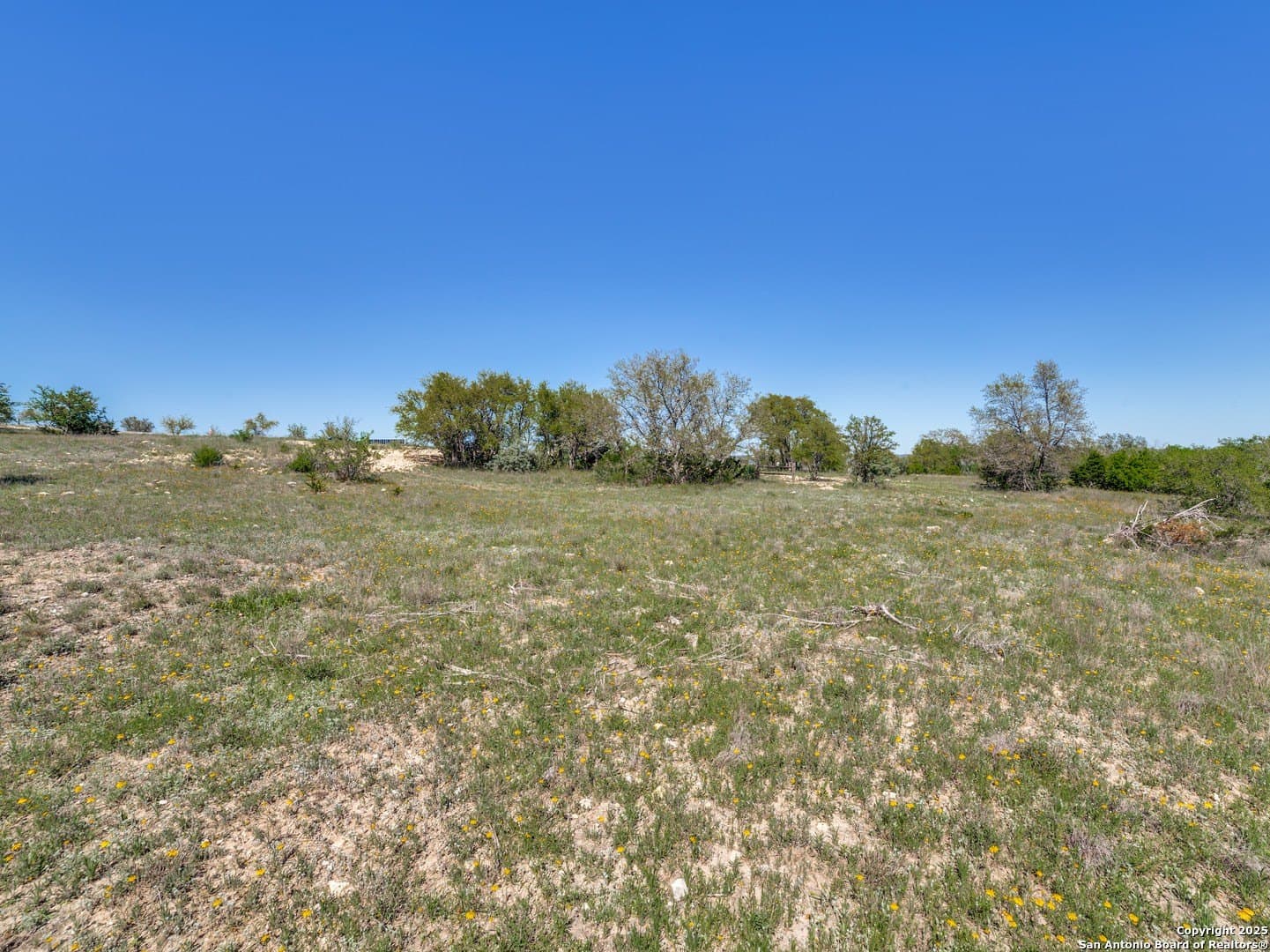 5.03 acres in Kerr County - photo 5