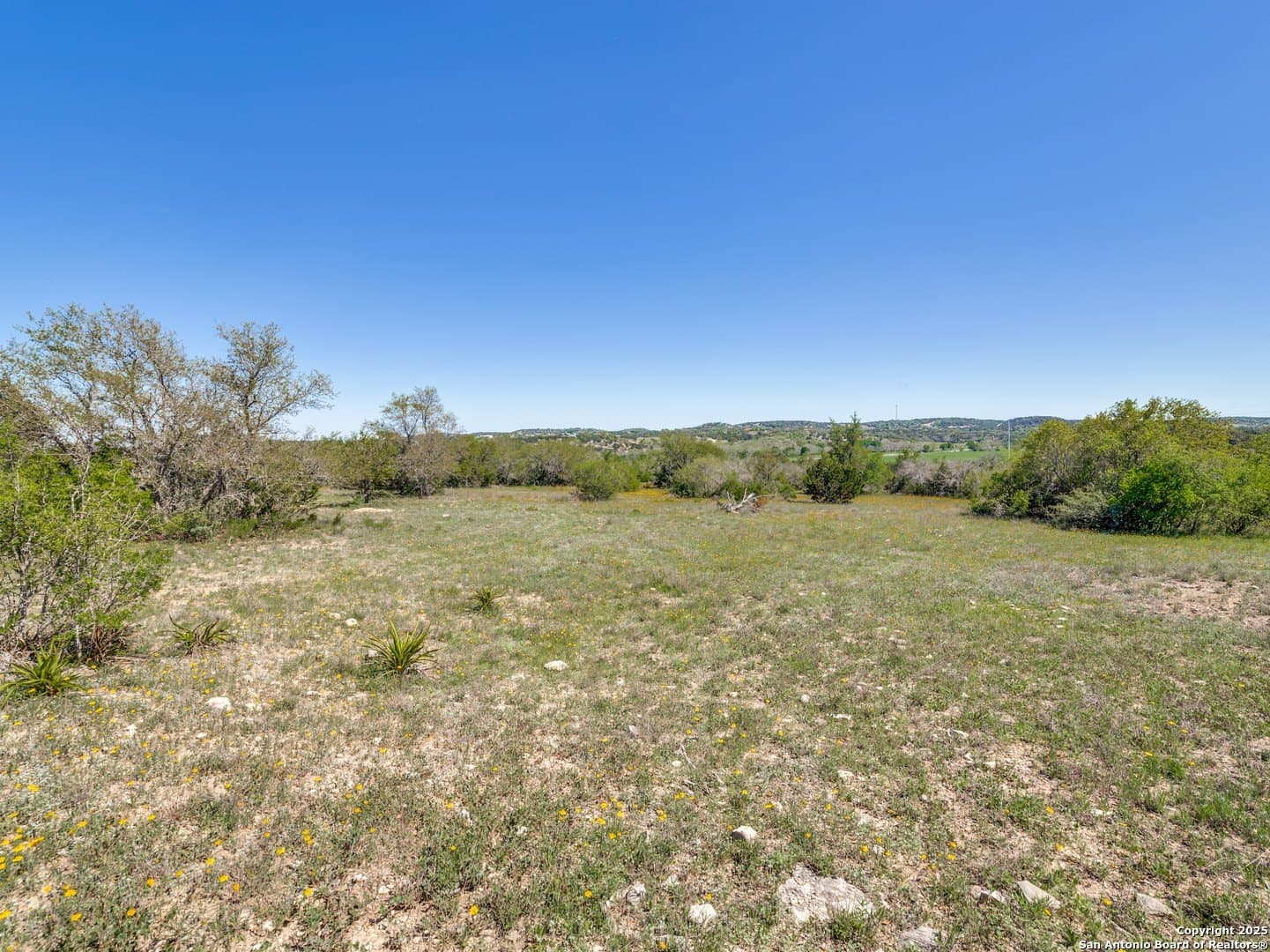 5.03 acres in Kerr County - photo 7