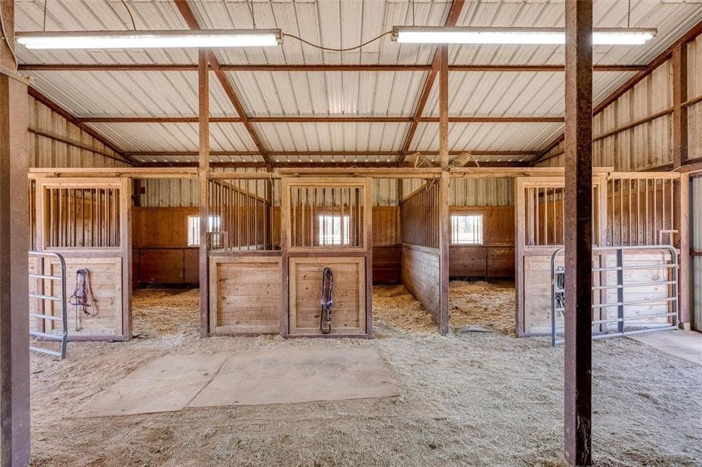10.34 acres in Collin County - photo 32