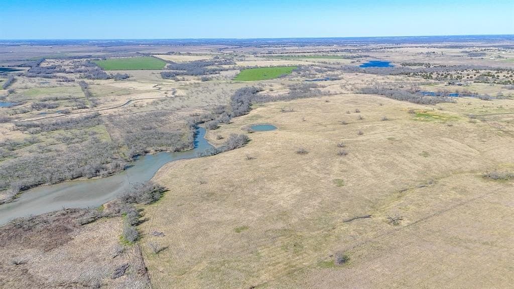 115.31 acres in Navarro County - photo 31