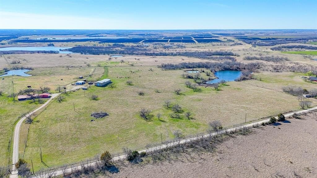 115.31 acres in Navarro County - photo 17