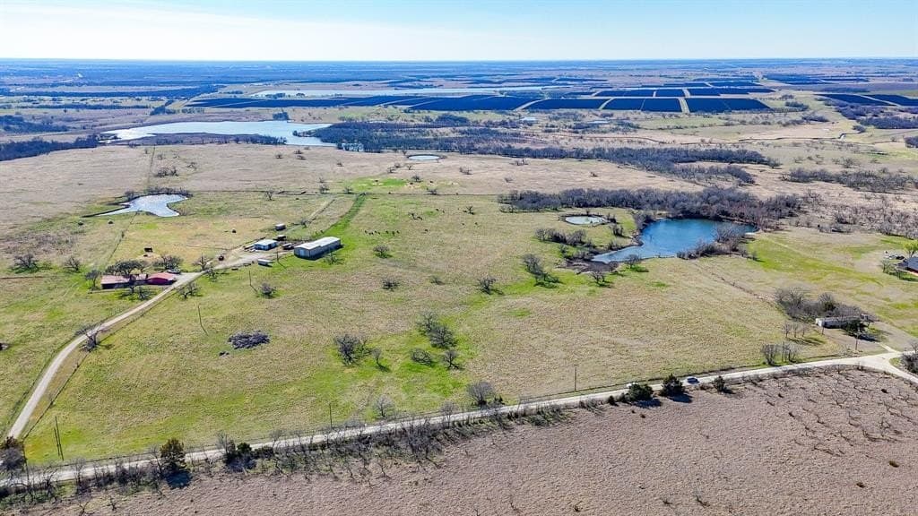 115.31 acres in Navarro County - photo 15