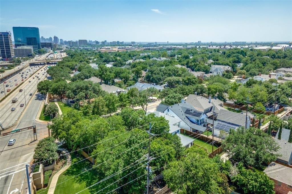 0.24 acres in Dallas County - photo 4