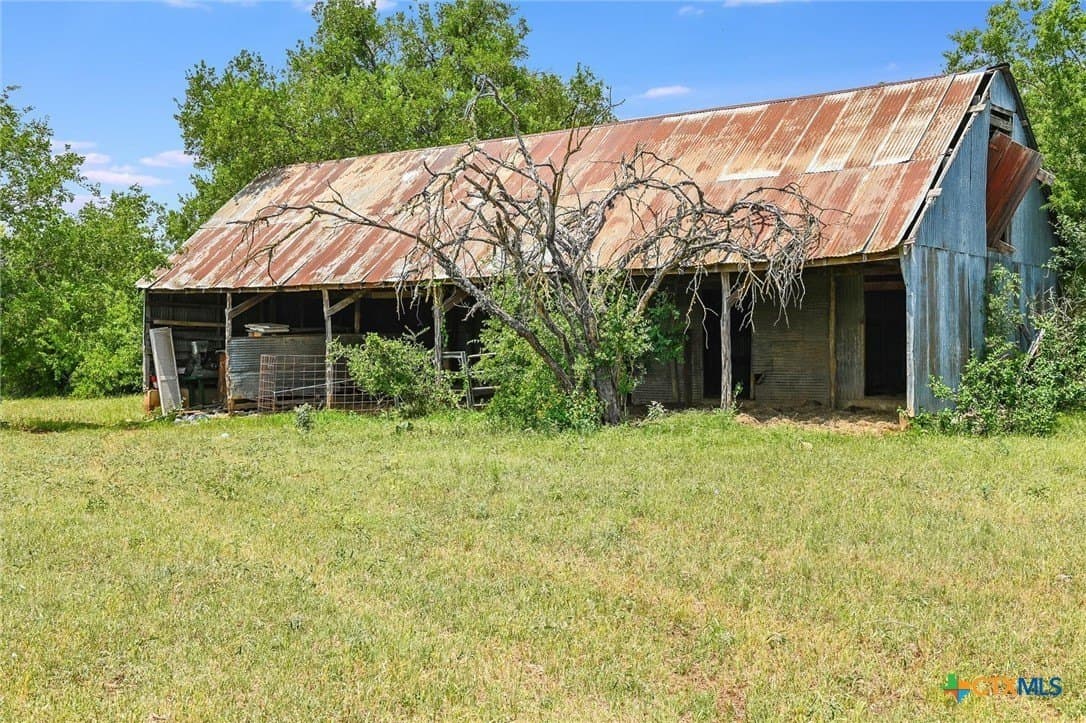 57.11 acres in Hays County - photo 28