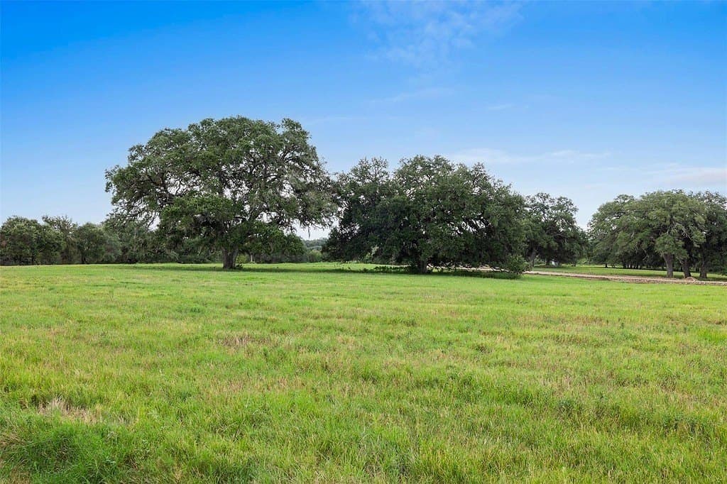 2.58 acres in Fayette County - photo 4