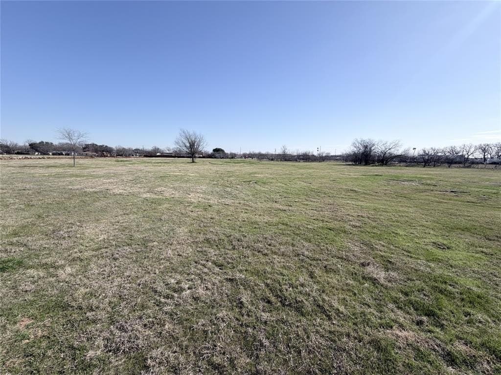 1 acres in Hill County - photo 2