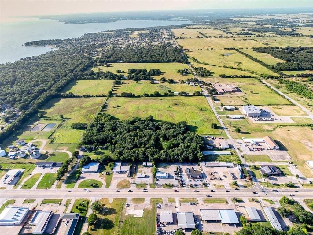 30 acres in Henderson County - photo 12