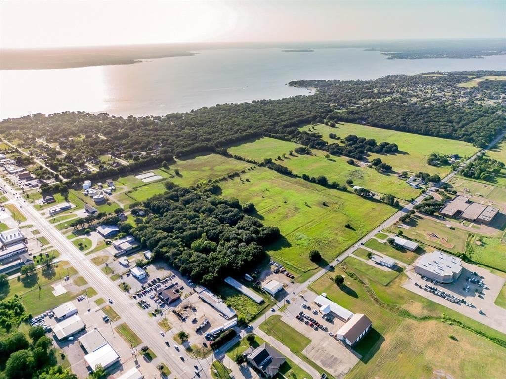30 acres in Henderson County - photo 13