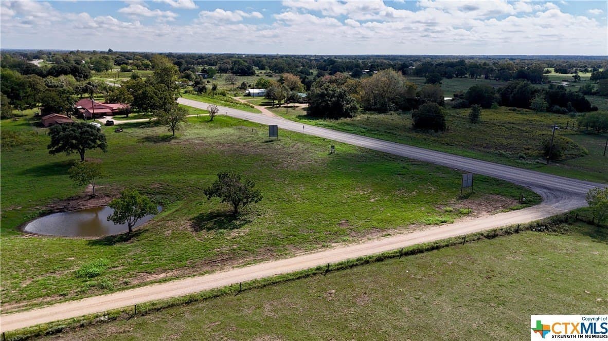 3.17 acres in Lavaca County - photo 3