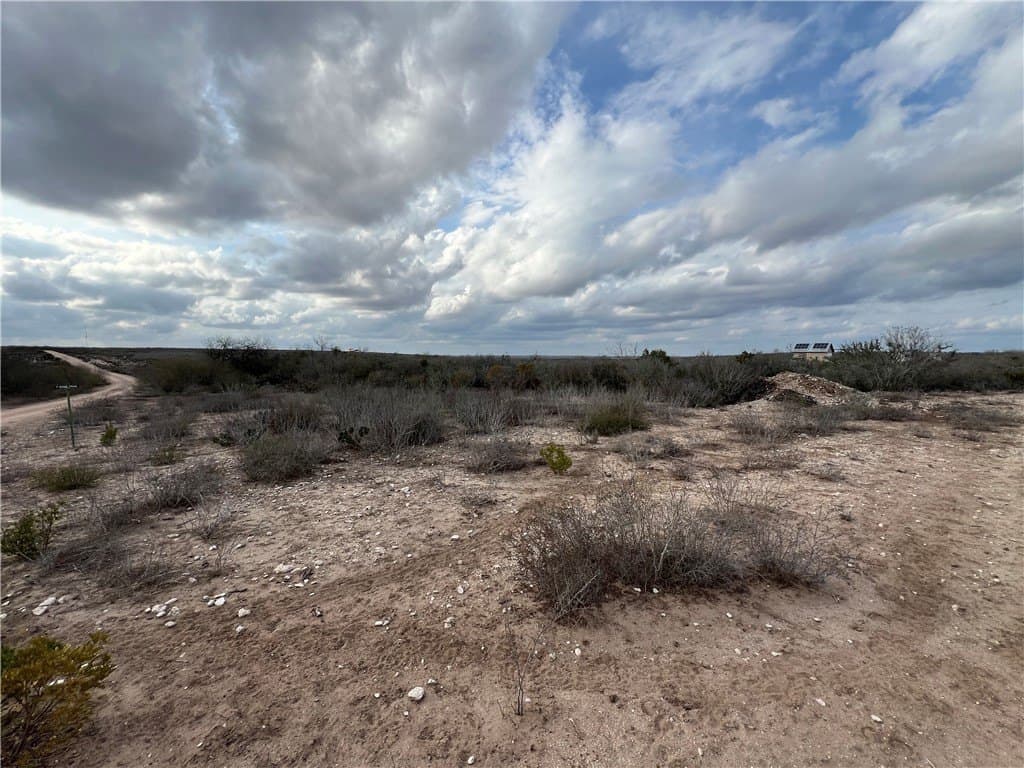 21.96 acres in Duval County - photo 5