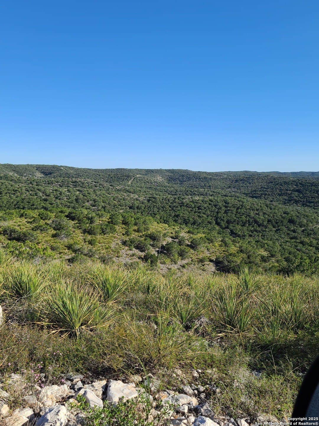 14.01 acres in Uvalde County - photo 12