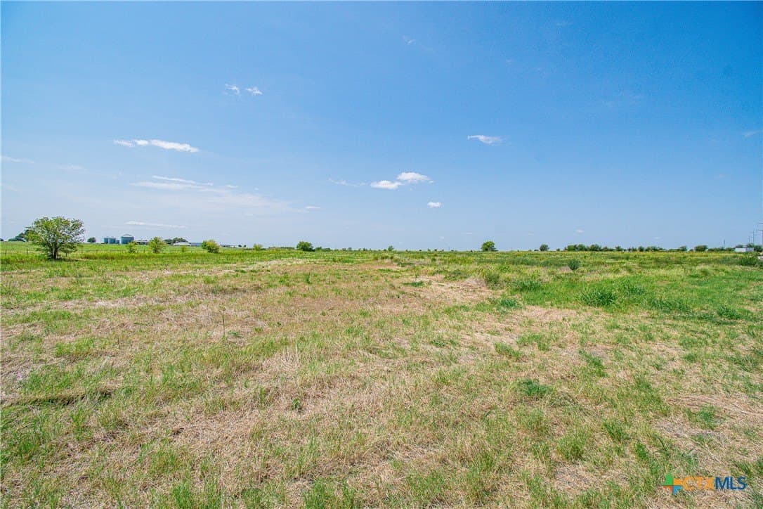 10.75 acres in Falls County - photo 4
