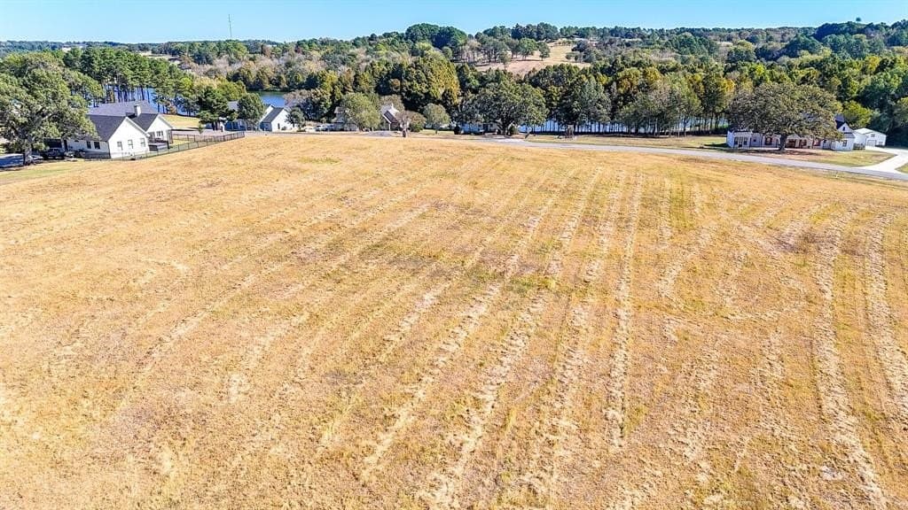 1.09 acres in Henderson County - photo 10