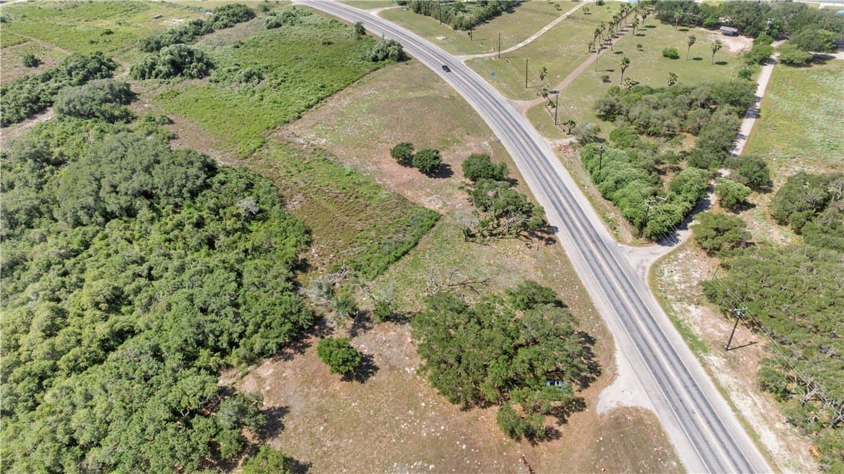 10.72 acres in San Patricio County - photo 7