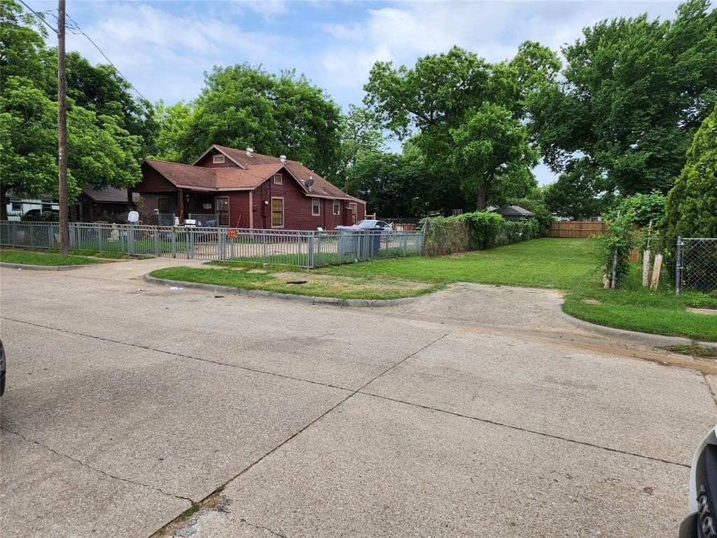 0.26 acres in Dallas County - photo 5