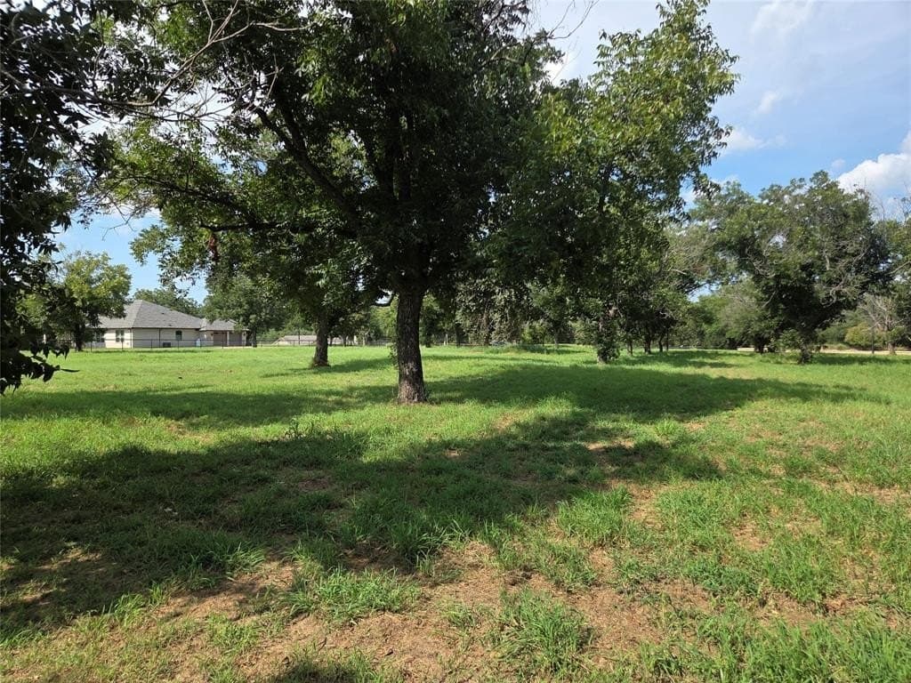 2.39 acres in Hood County - photo 3