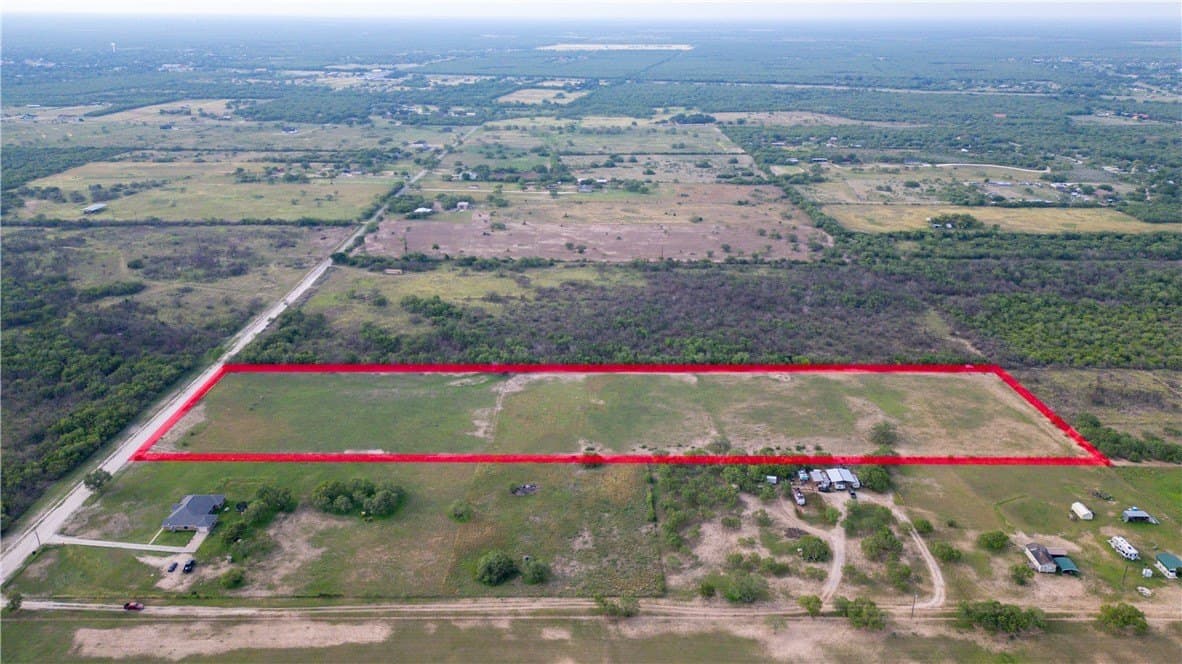 10.42 acres in Jim Wells County - photo 3
