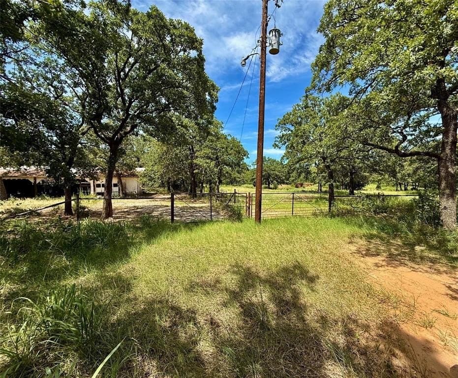 22.5 acres in Montague County - photo 13