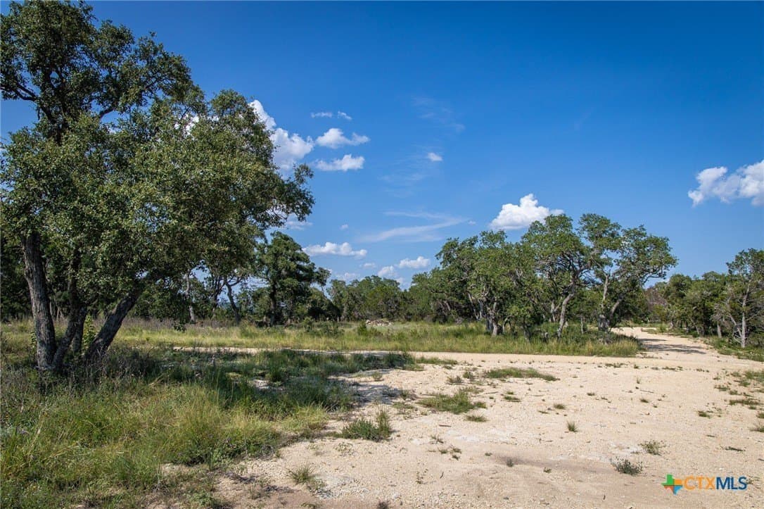1.04 acres in Comal County - photo 6