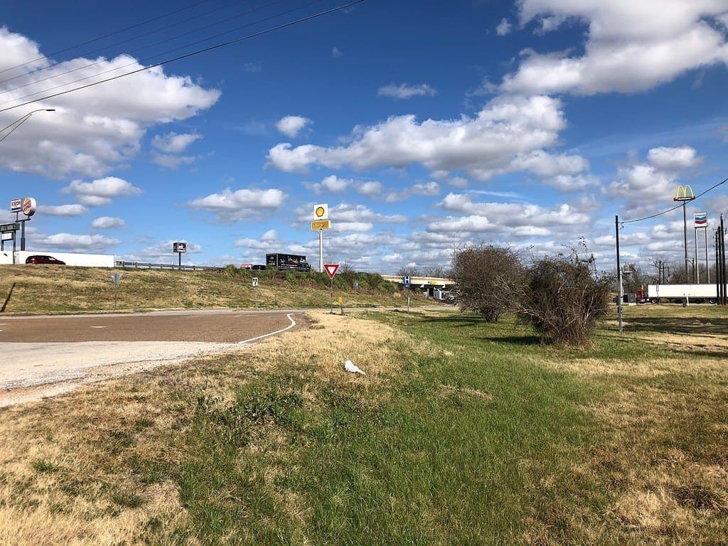 43.46 acres in Colorado County - photo 4