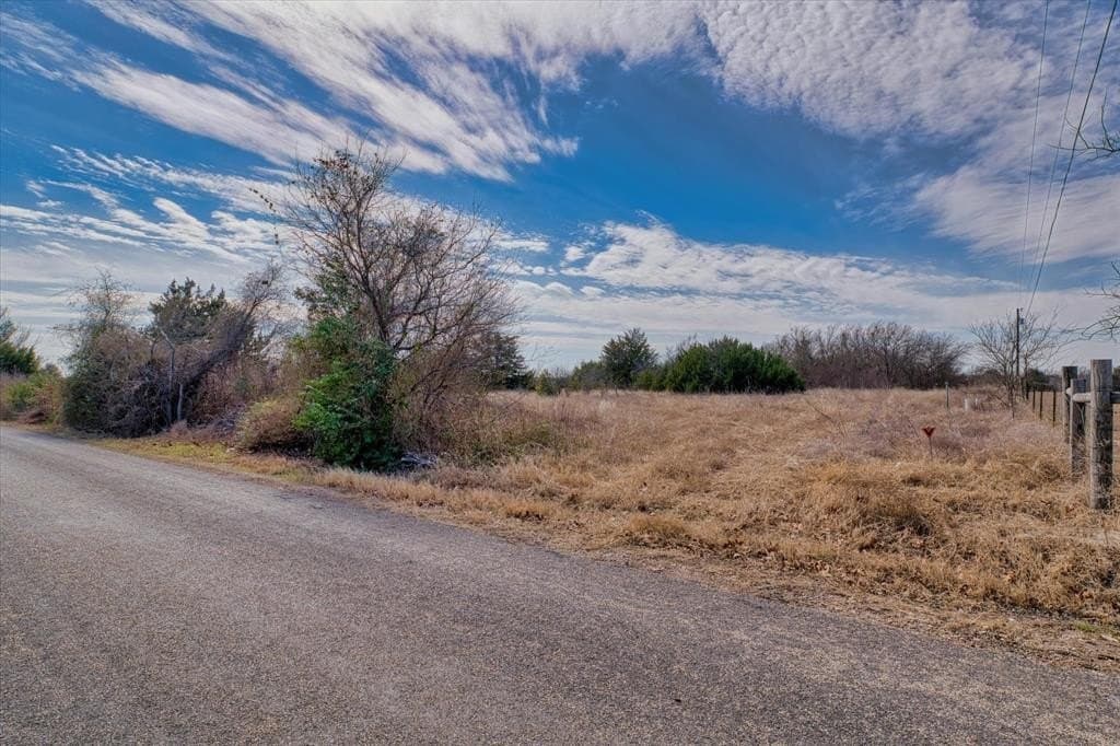25 acres in McLennan County - photo 4