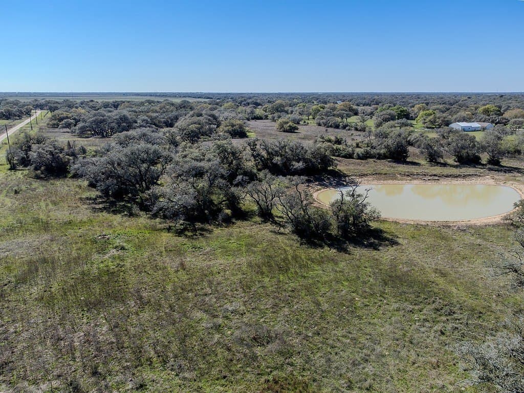 10 acres in Colorado County - photo 5