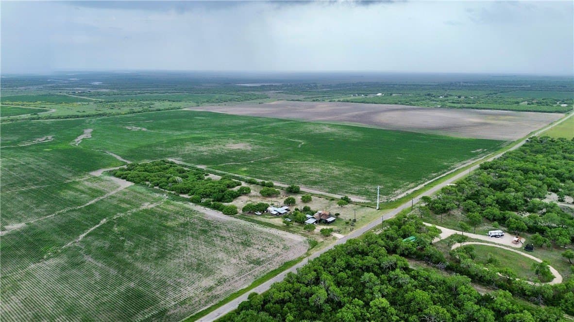 176 acres in Kleberg County - photo 15
