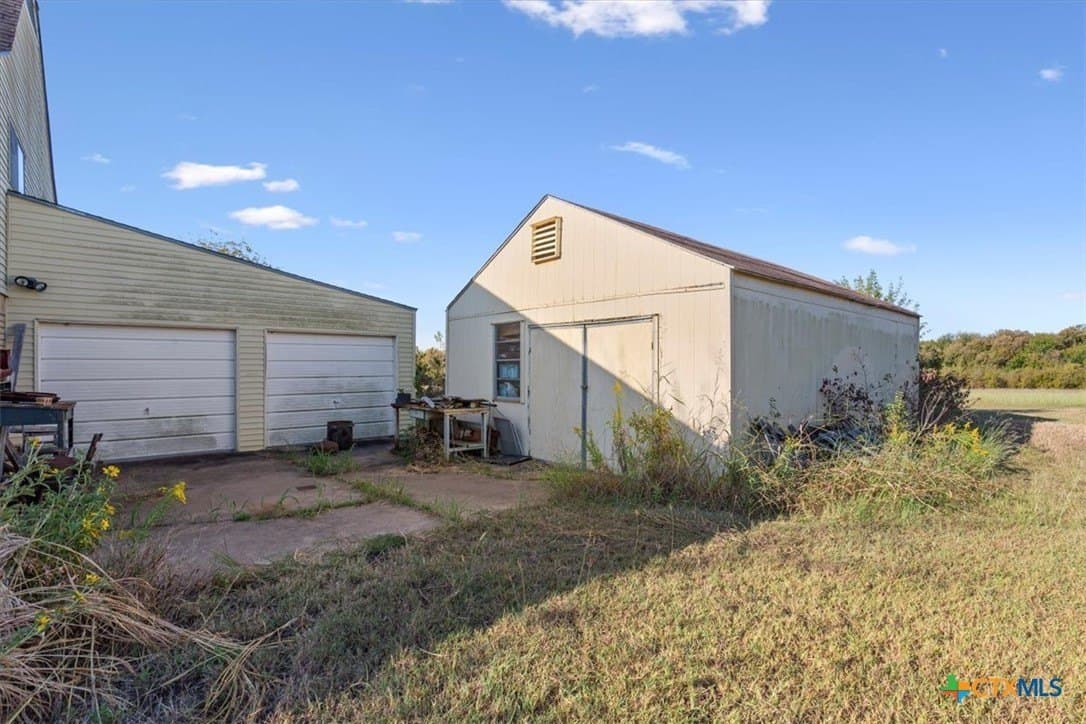 38 acres in Falls County - photo 9