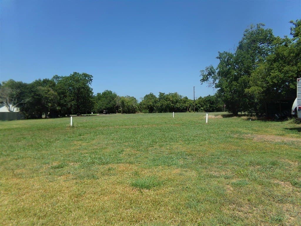 1.1 acres in Colorado County - photo 2