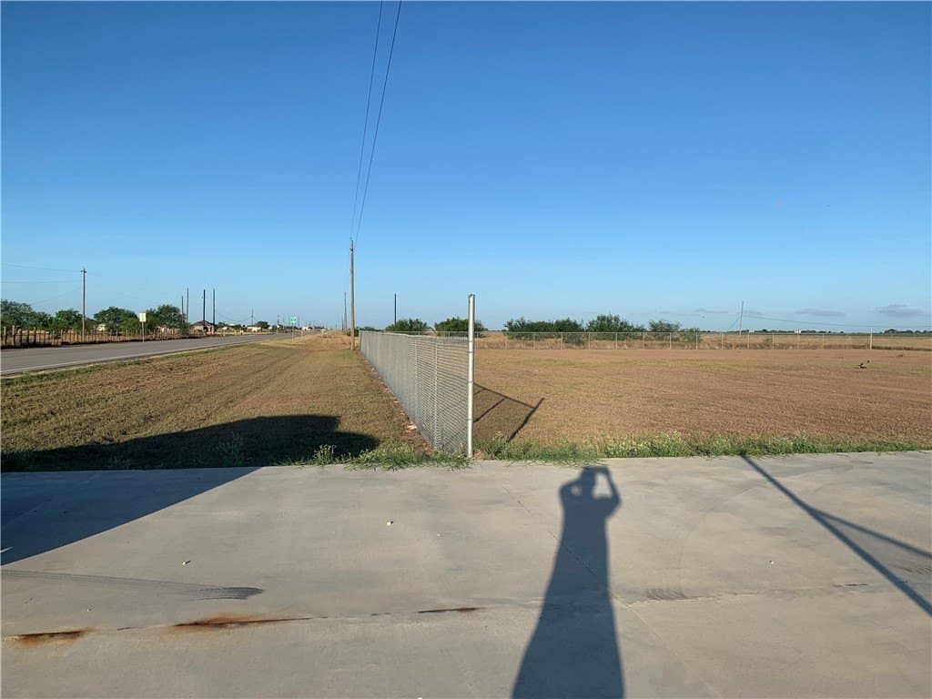 1.96 acres in Nueces County - photo 2