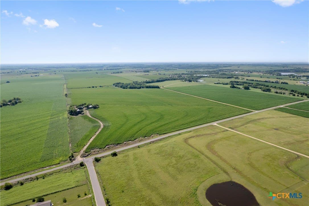 125.78 acres in Williamson County - photo 3