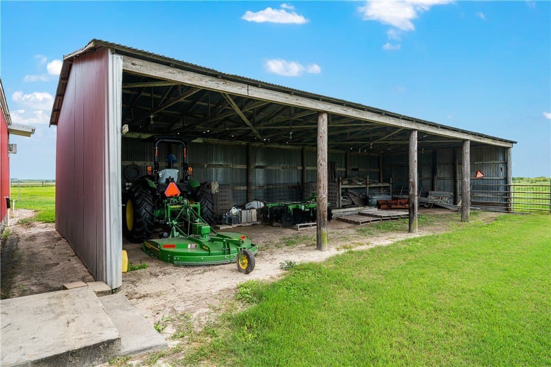 20 acres in Kleberg County - photo 31