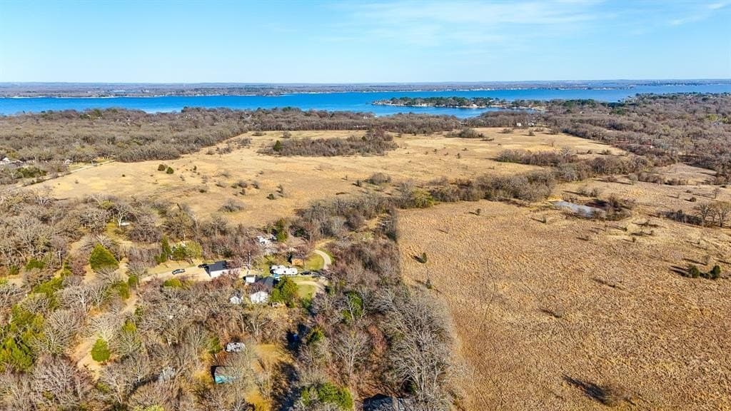 0.11 acres in Henderson County - photo 4