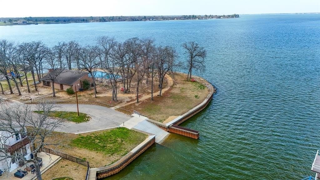0.11 acres in Henderson County - photo 9