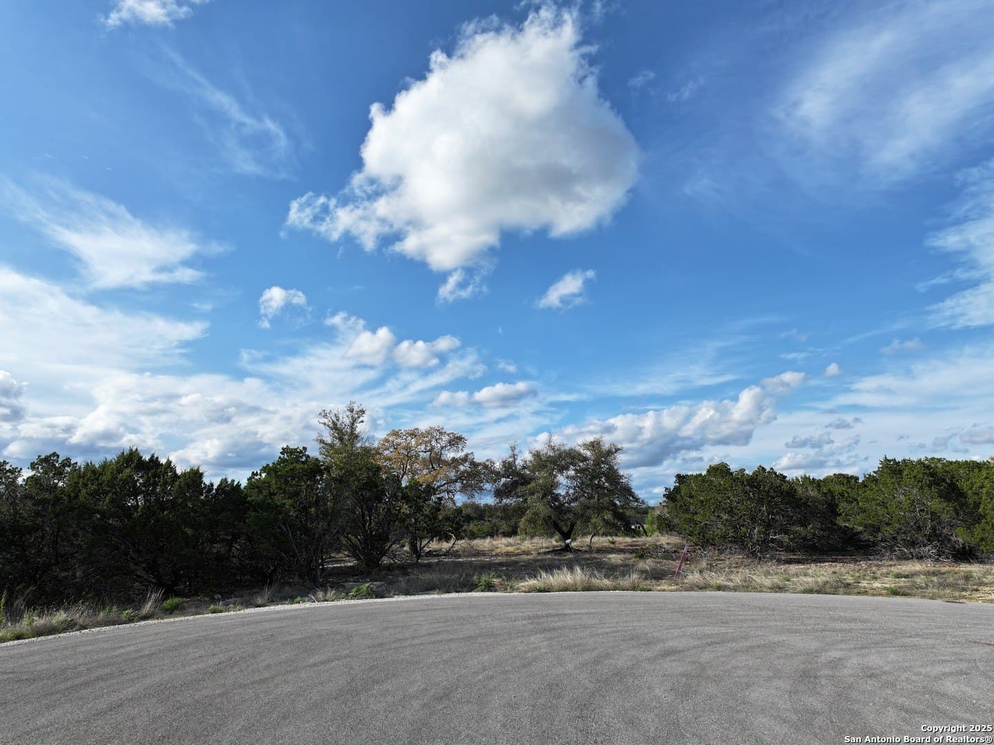 5.24 acres in Bandera County - photo 6