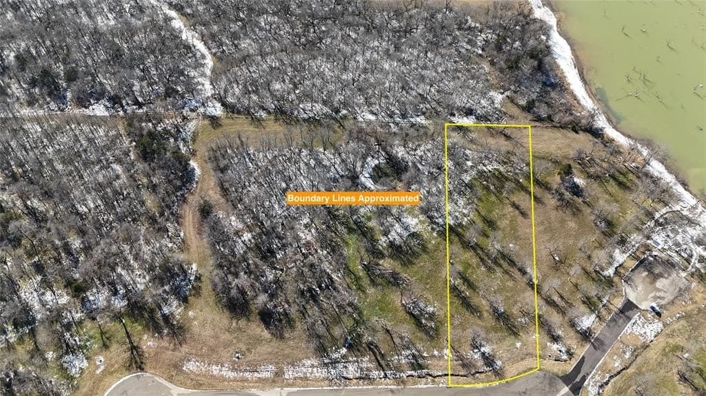 1.01 acres in Navarro County - photo 28