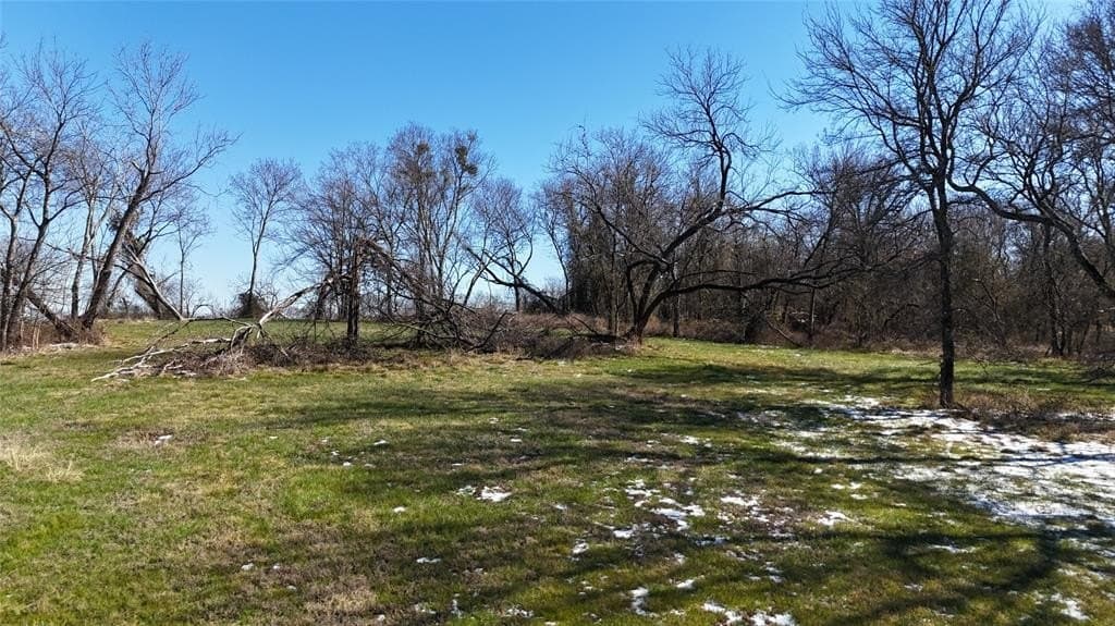 1.01 acres in Navarro County - photo 8